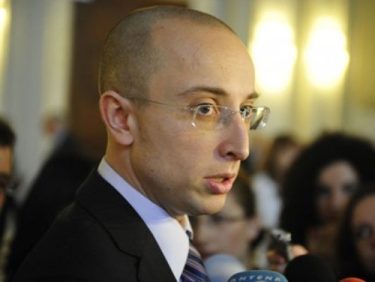 Senatorul Urban şi-a dat demisia din PDL: 